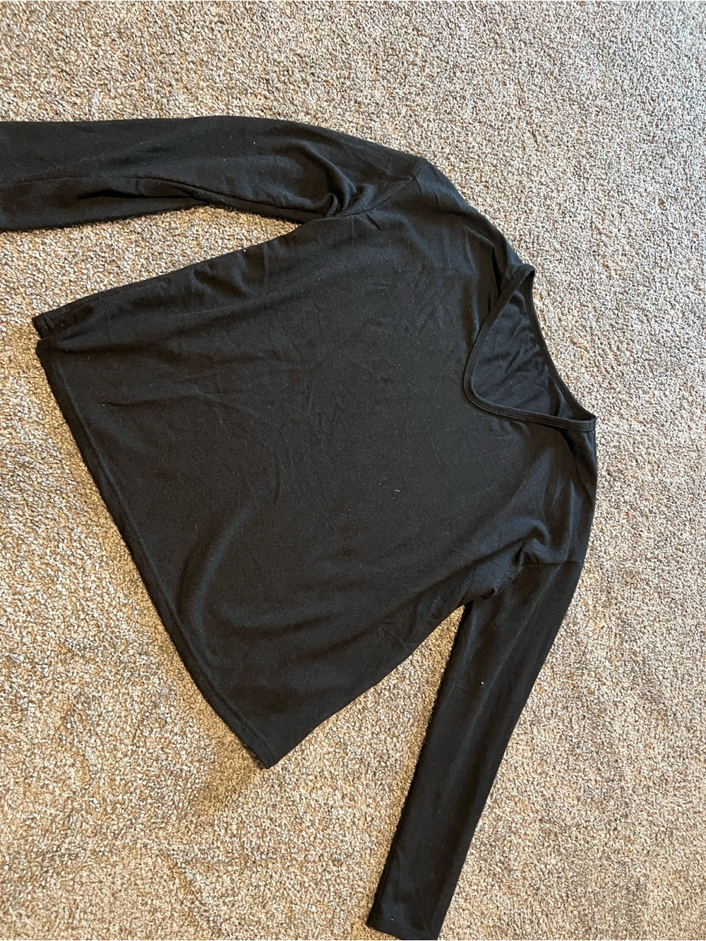 Amazon Black V-Neck Long Sleeve Shirt